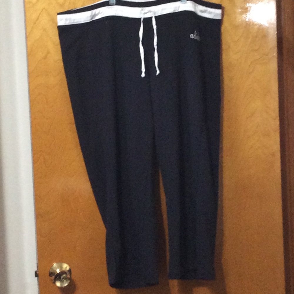 COPY - Adidas Jogging Pants
